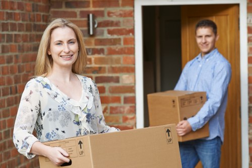 Local flat removal service assisting with move-in and move-out logistics in Surrey